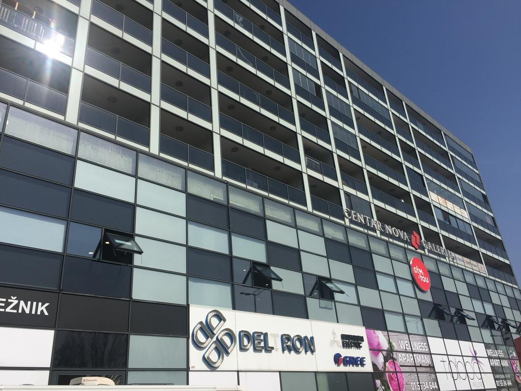 Nova Galerija Studio Ema I Apartman Anita- Parking In Garage Zagreb Exterior foto
